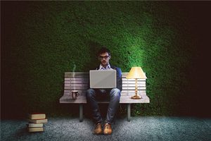 リーダーのオフィスは西向き東向き、それとも東向き西向きが適しているのか