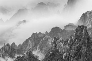 東には山水を掛けず、西には鏡を掛けない