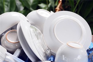 お碗が割れると何を暗示する？お碗を割る意味とは