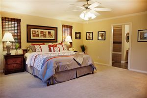 風水における寝室の財位には何を配置するのが適切か