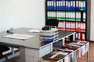 オフィスの柱をどのように処理するか